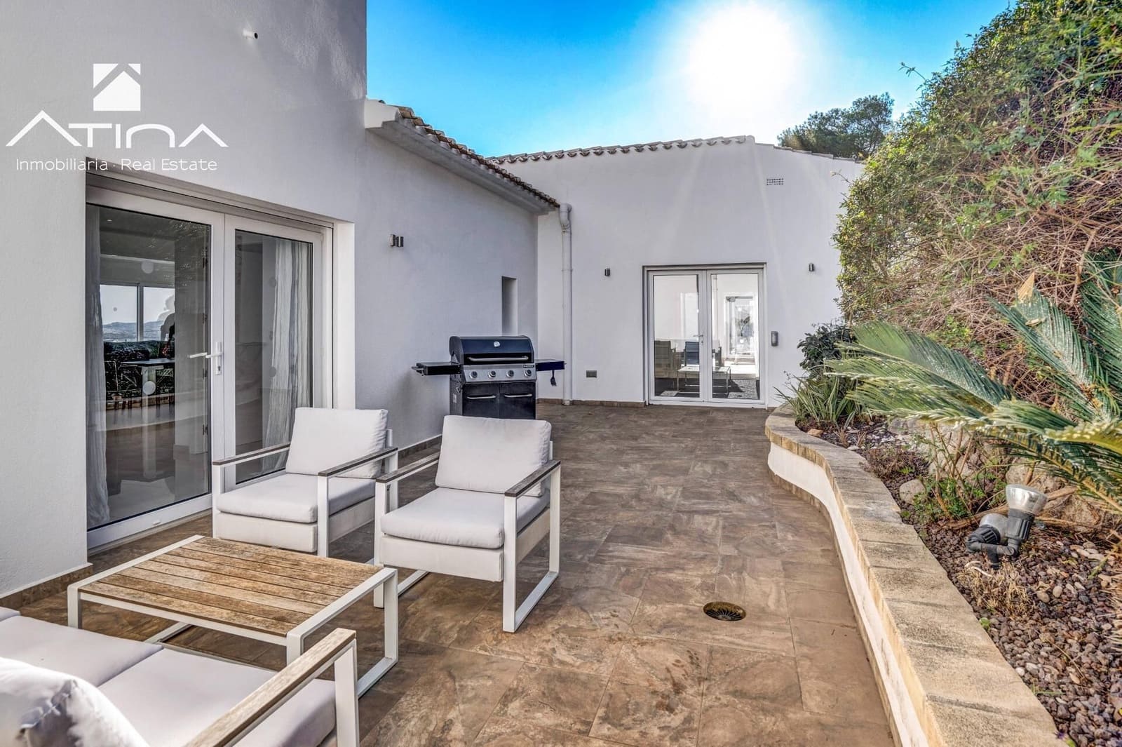 5 bedroom Villa for sale in Javea / Xabia with pool garage - € 2,995,000 (Ref: 9112520)