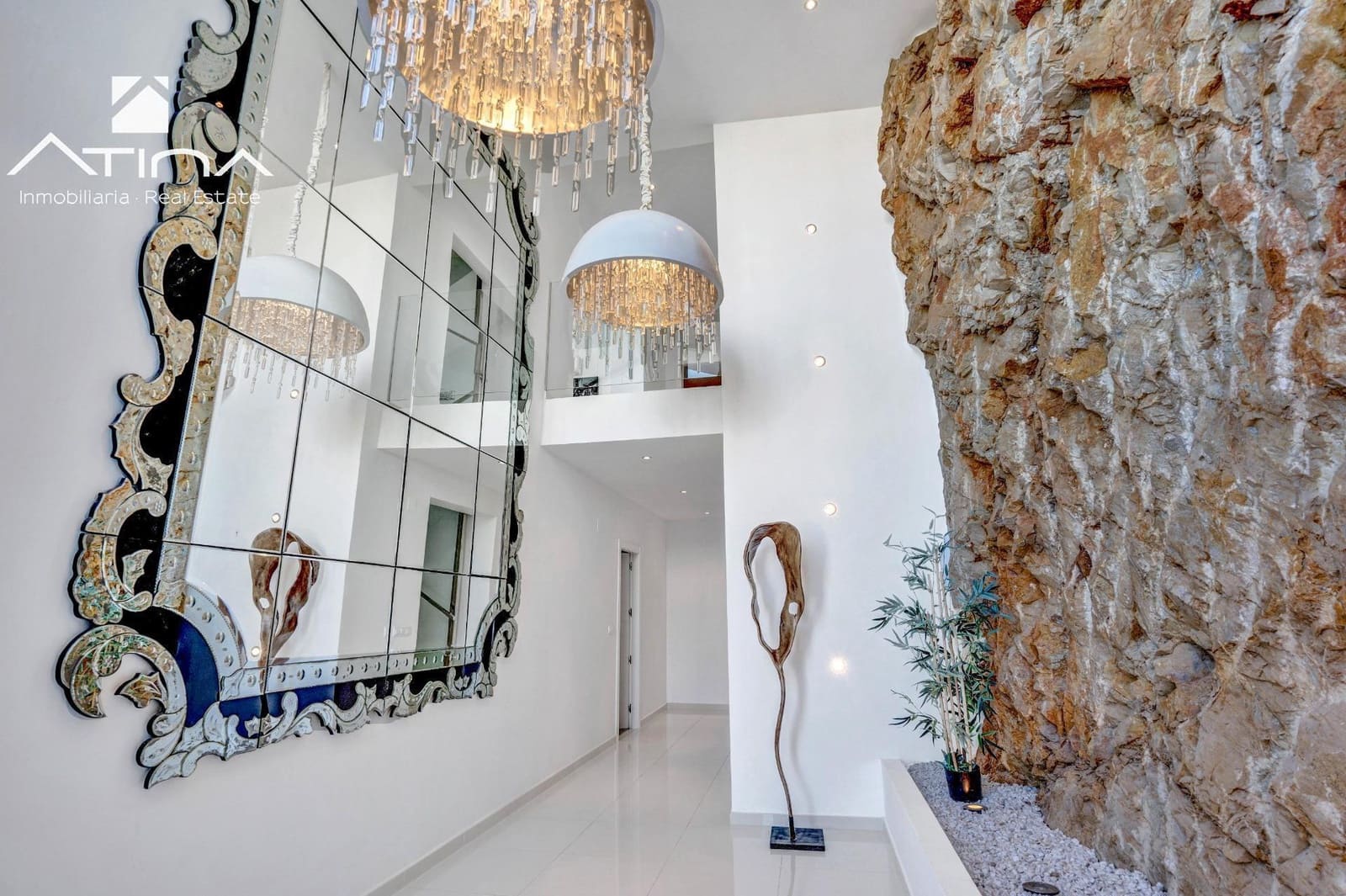 5 bedroom Villa for sale in Javea / Xabia with pool garage - € 2,995,000 (Ref: 9112520)