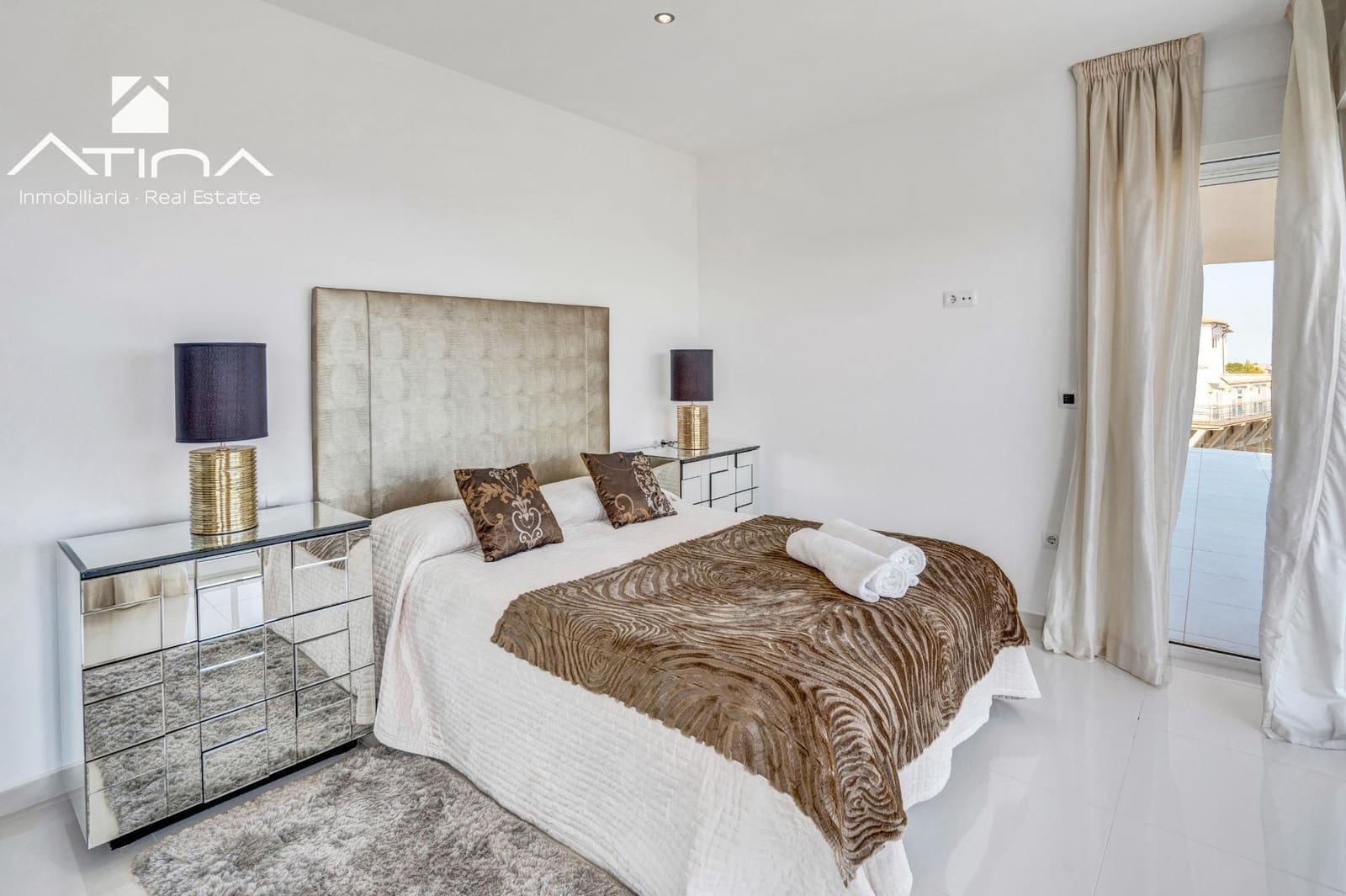 5 bedroom Villa for sale in Javea / Xabia with pool garage - € 2,995,000 (Ref: 9112520)