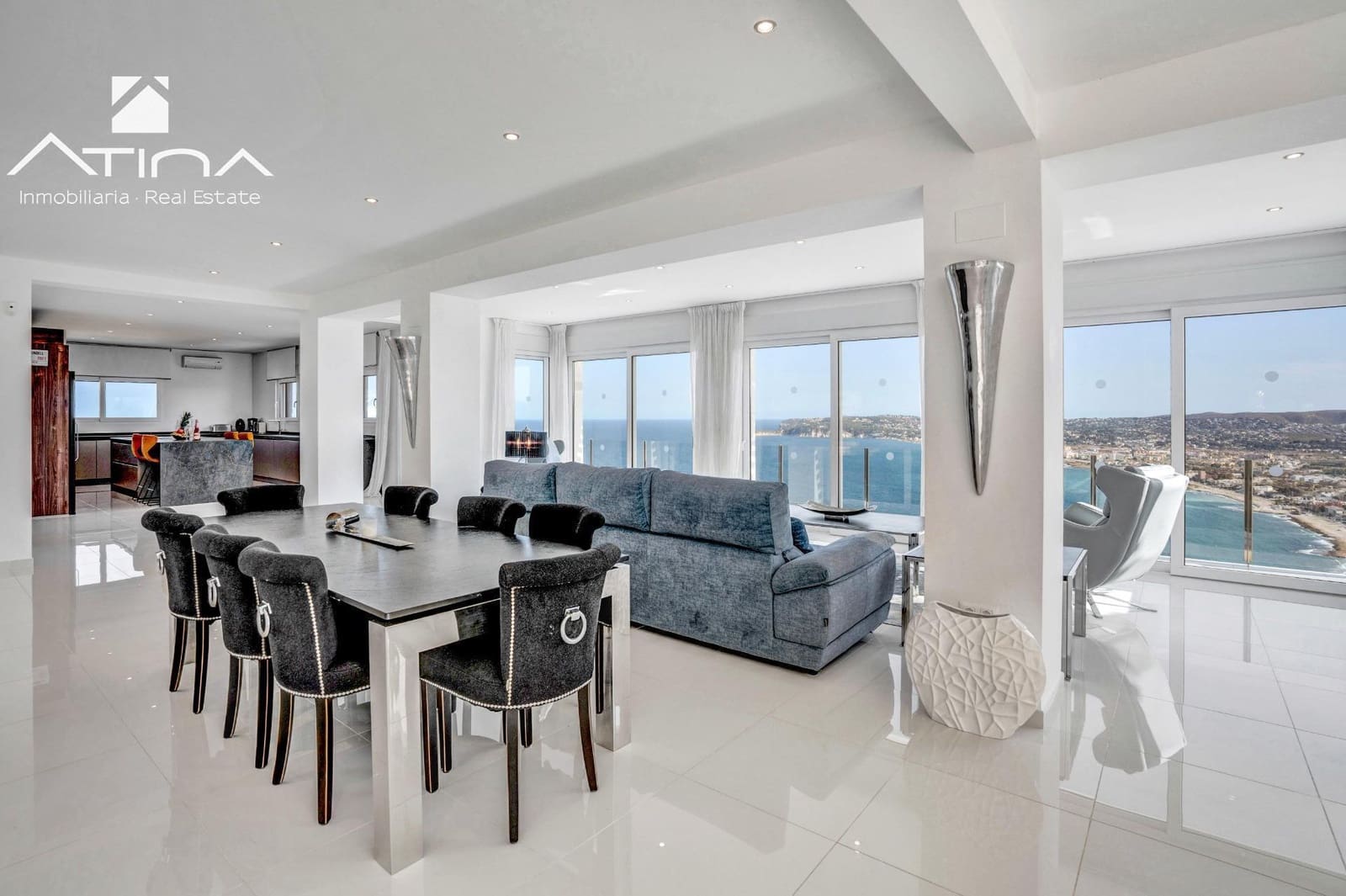 5 bedroom Villa for sale in Javea / Xabia with pool garage - € 2,995,000 (Ref: 9112520)