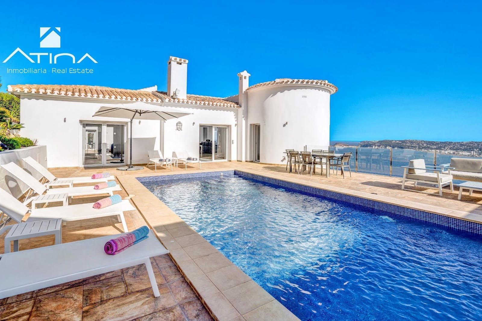 5 bedroom Villa for sale in Javea / Xabia with pool garage - € 2,995,000 (Ref: 9112520)