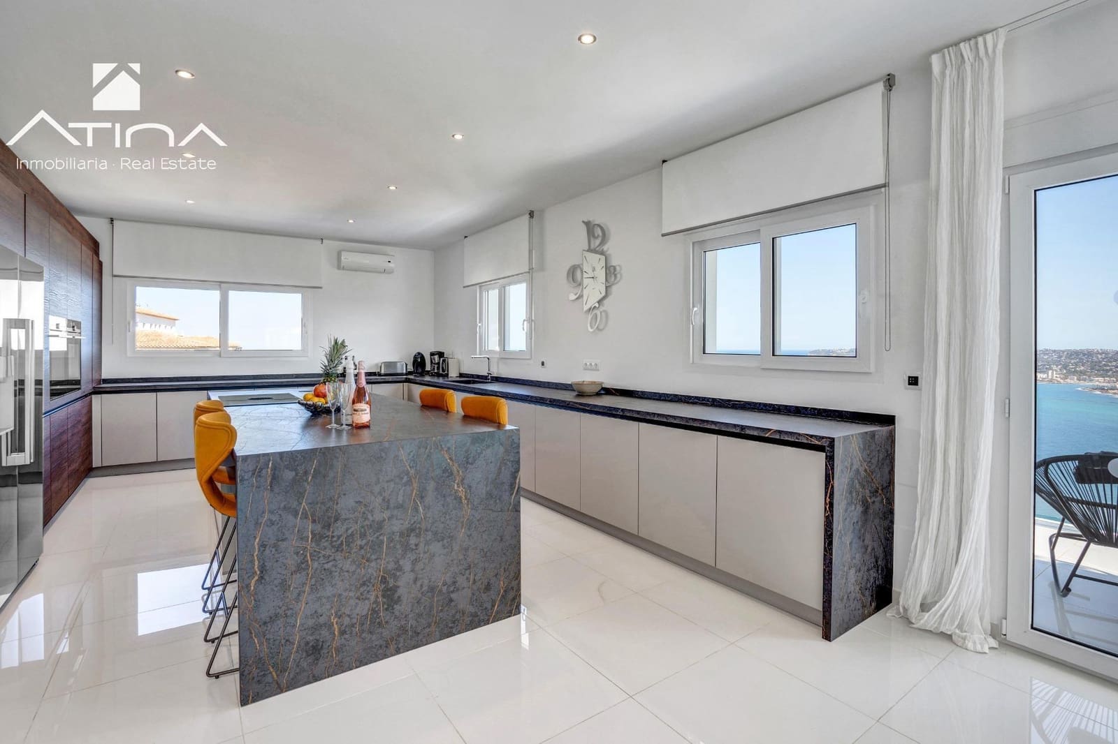 5 bedroom Villa for sale in Javea / Xabia with pool garage - € 2,995,000 (Ref: 9112520)