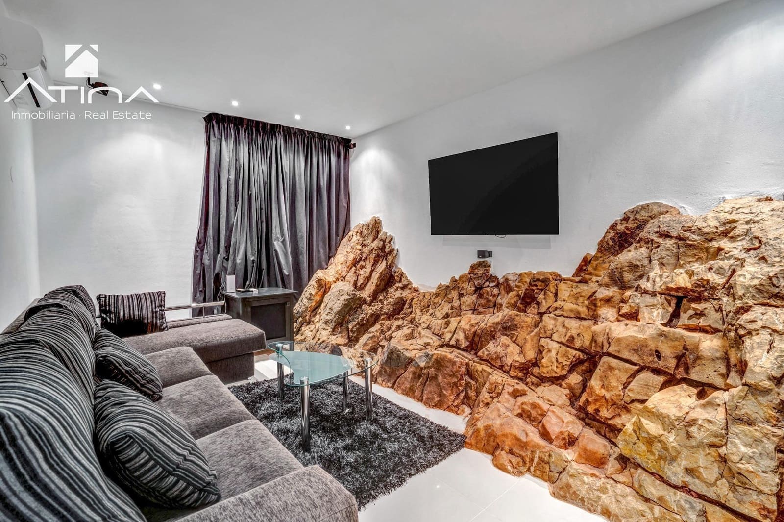 5 bedroom Villa for sale in Javea / Xabia with pool garage - € 2,995,000 (Ref: 9112520)