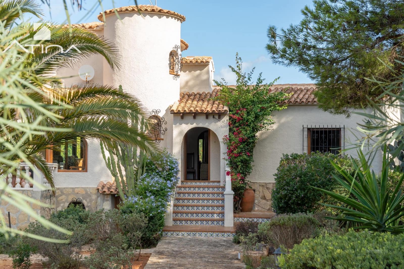 4 soveværelse Villa til salg i Javea / Xabia med swimmingpool garage - € 1.290.000 (Ref: 9112522)