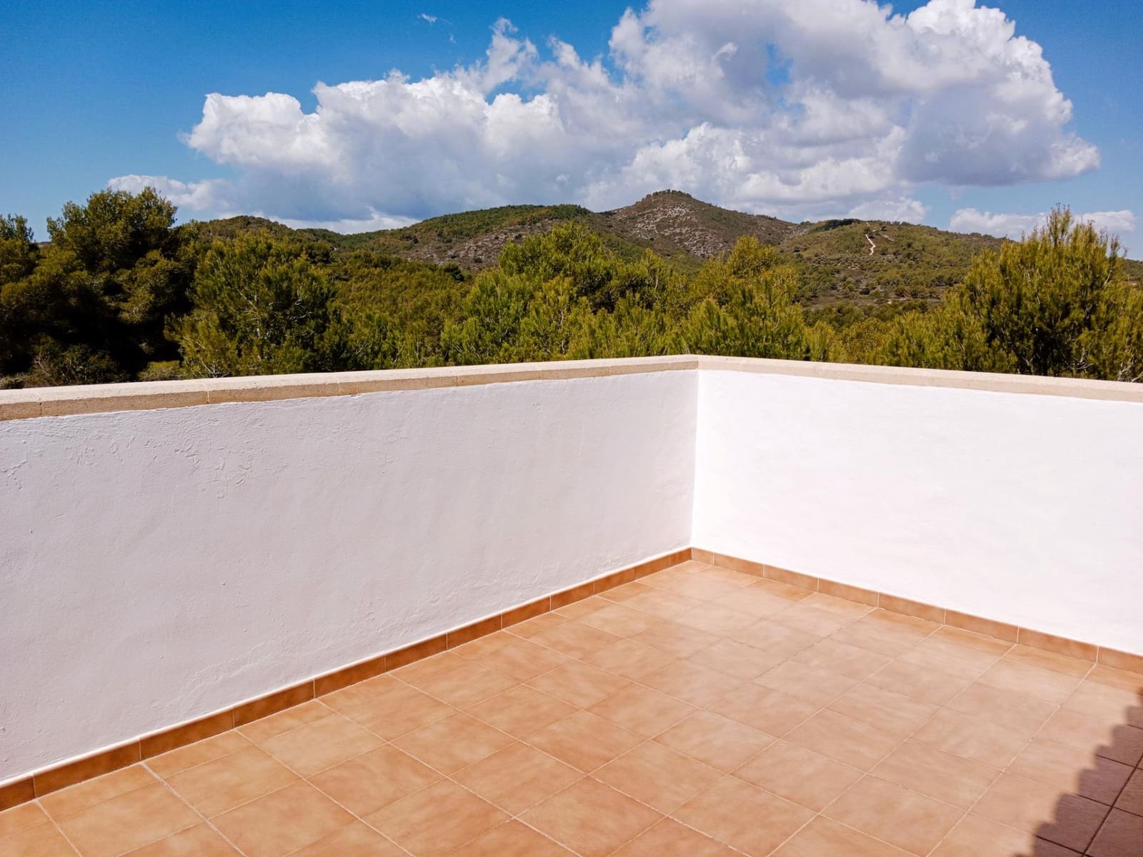 4 soveværelse Villa til salg i Los Cerezos med swimmingpool garage - € 1.050.000 (Ref: 9112523)