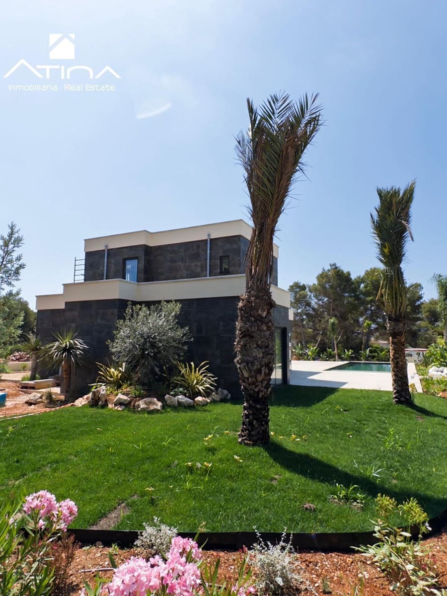 3 bedroom Villa for sale in Javea / Xabia with pool - € 1,749,000 (Ref: 9118891)