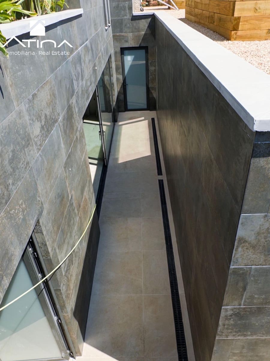 3 bedroom Villa for sale in Javea / Xabia with pool - € 1,749,000 (Ref: 9118891)