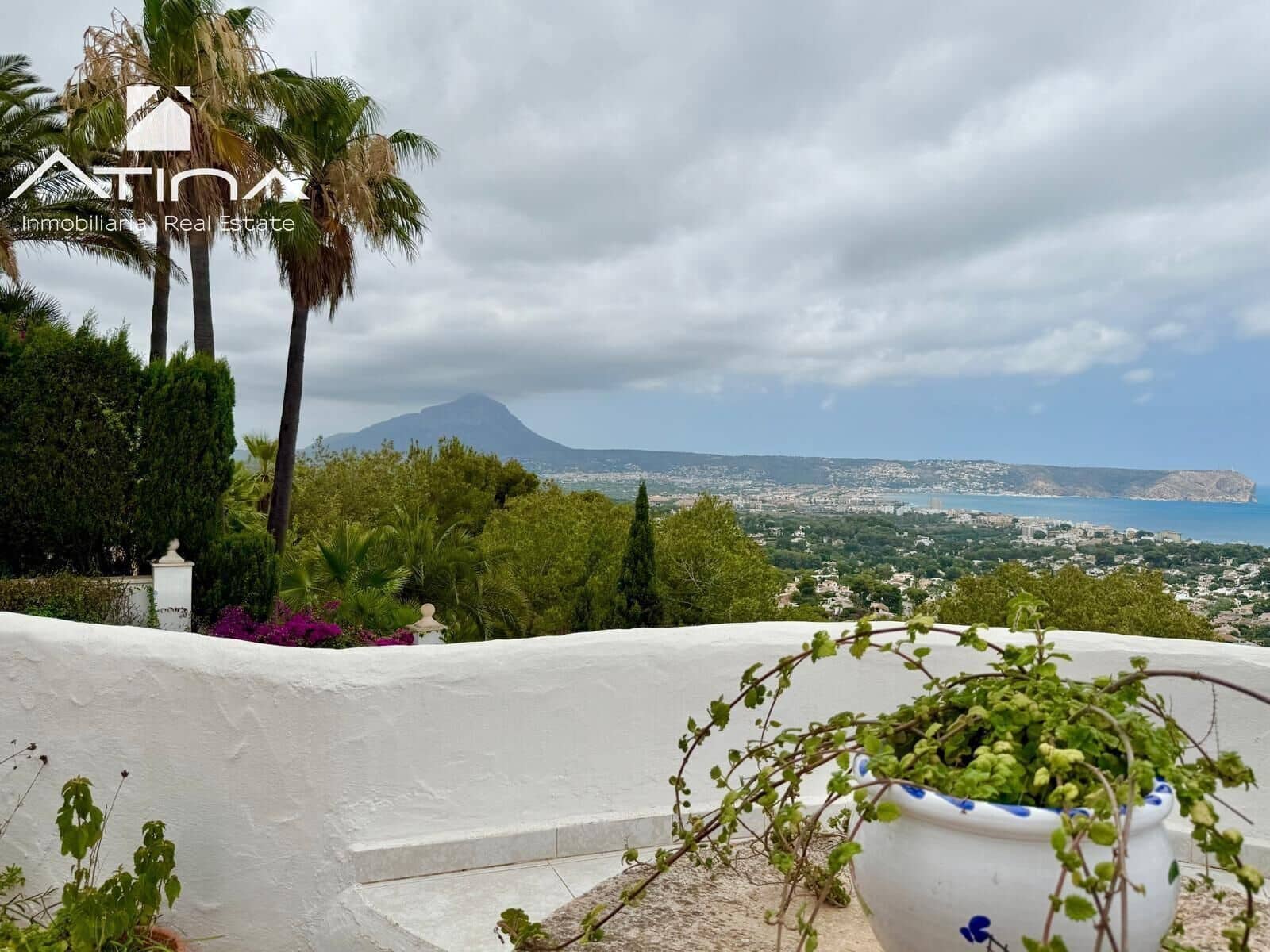 5 bedroom Villa for sale in Javea / Xabia with pool garage - € 970,000 (Ref: 9125289)