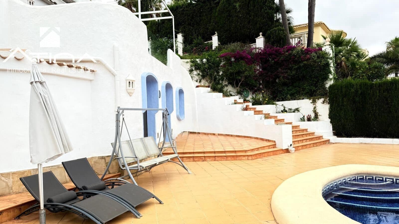 5 bedroom Villa for sale in Javea / Xabia with pool garage - € 970,000 (Ref: 9125289)