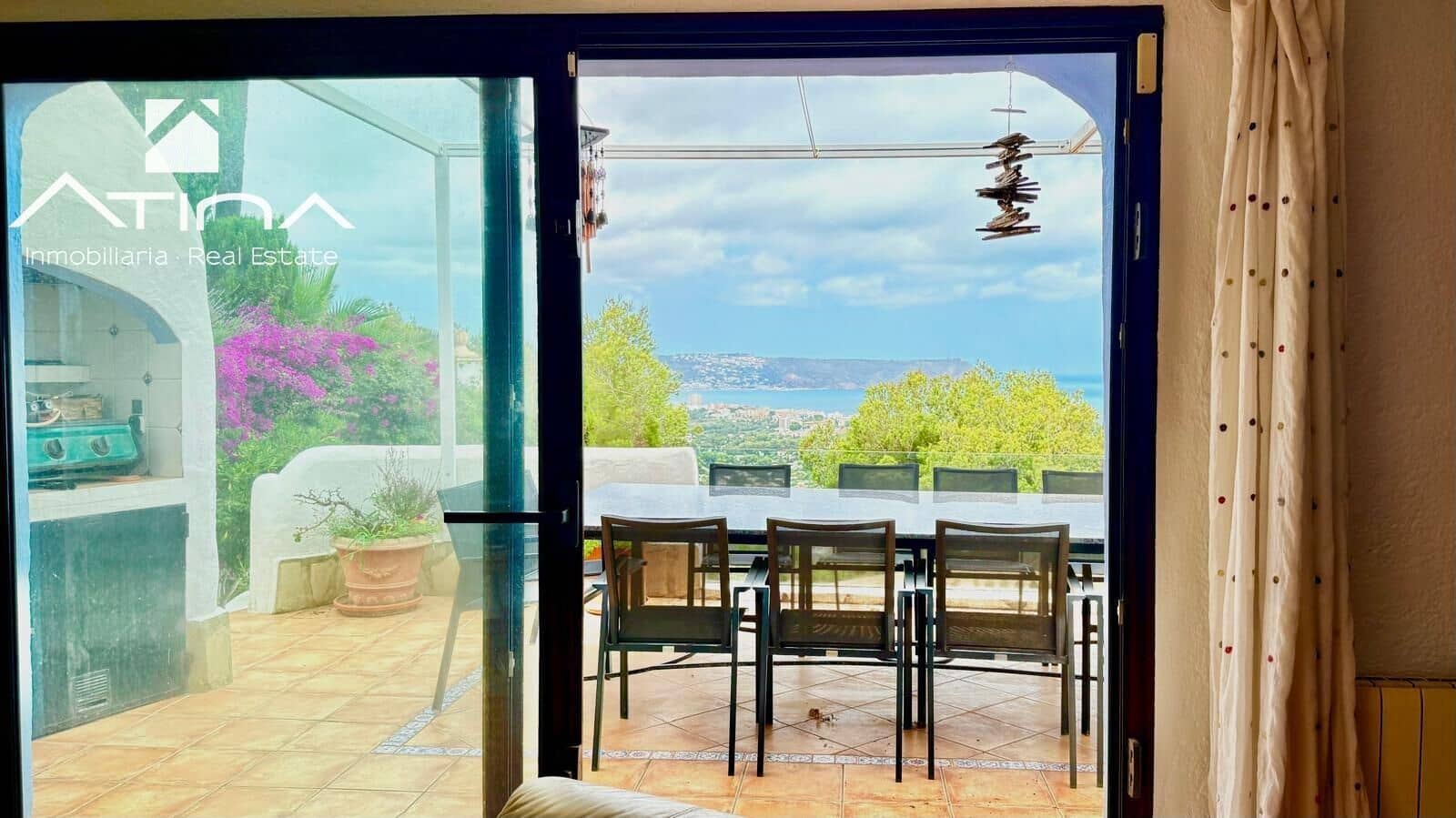 5 Zimmer Villa zu verkaufen in Javea / Xabia mit Pool Garage - 970.000 € (Ref: 9125289)