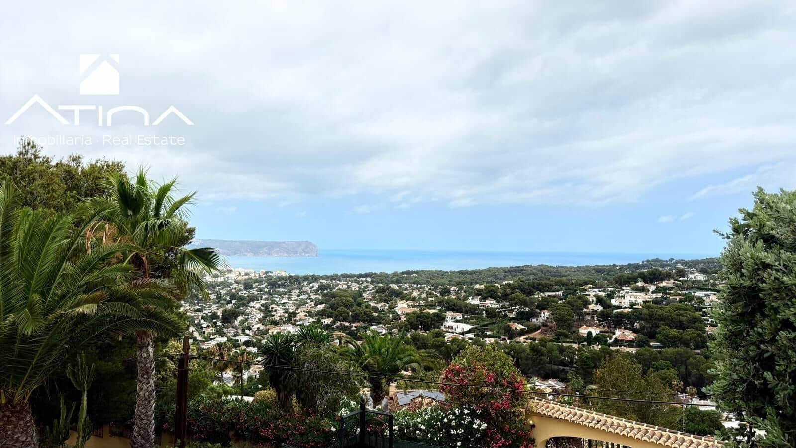 5 Zimmer Villa zu verkaufen in Javea / Xabia mit Pool Garage - 970.000 € (Ref: 9125289)