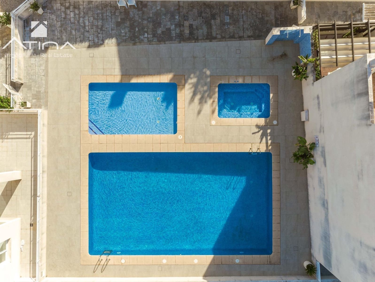 Adosado de 3 habitaciones en Javea / Xàbia en venta con piscina garaje - 645.000 € (Ref: 9226923)