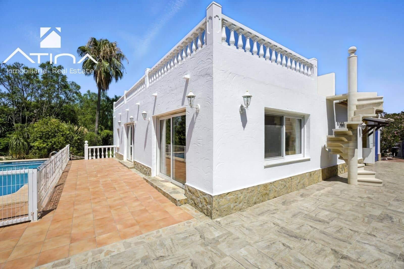 5 soveværelse Villa til salg i Adsubia med swimmingpool garage - € 1.095.000 (Ref: 9232797)