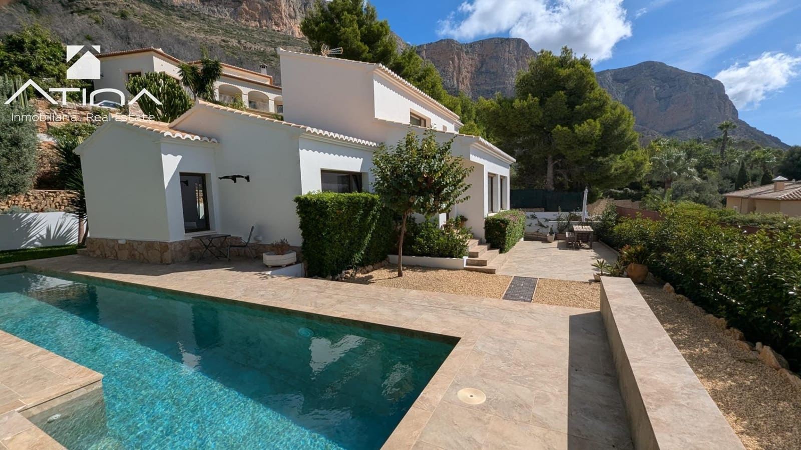 3 bedroom Villa for sale in Javea / Xabia with pool garage - € 845,000 (Ref: 9232798)