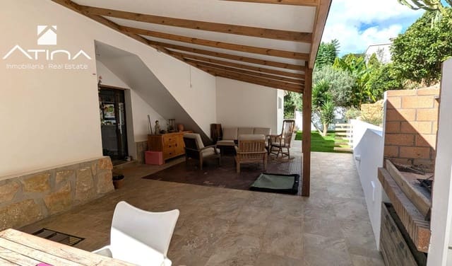 3 soverom Villa til salgs i Montgó - Ermita, Javea / Xàbia med svømmebasseng garasje - € 845 000 (Ref: 9232798)