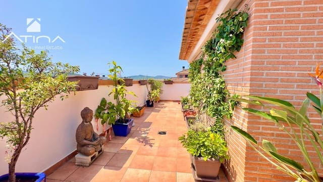 3 makuuhuone Kattohuoneisto myytävänä paikassa Centro ciudad, Javea / Xàbia mukana uima-altaan 
autotalli - 595 000 € (Ref: 9330849)