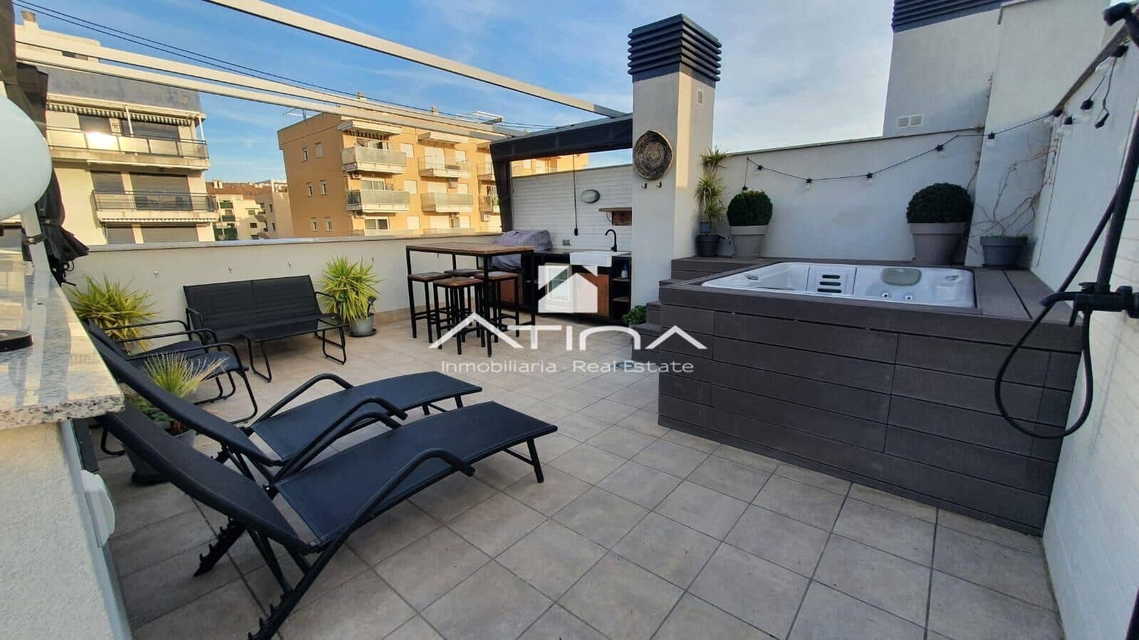 2 quarto Penthouse para venda em Guardamar de la Safor com piscina garagem - 260 000 € (Ref: 9330850)