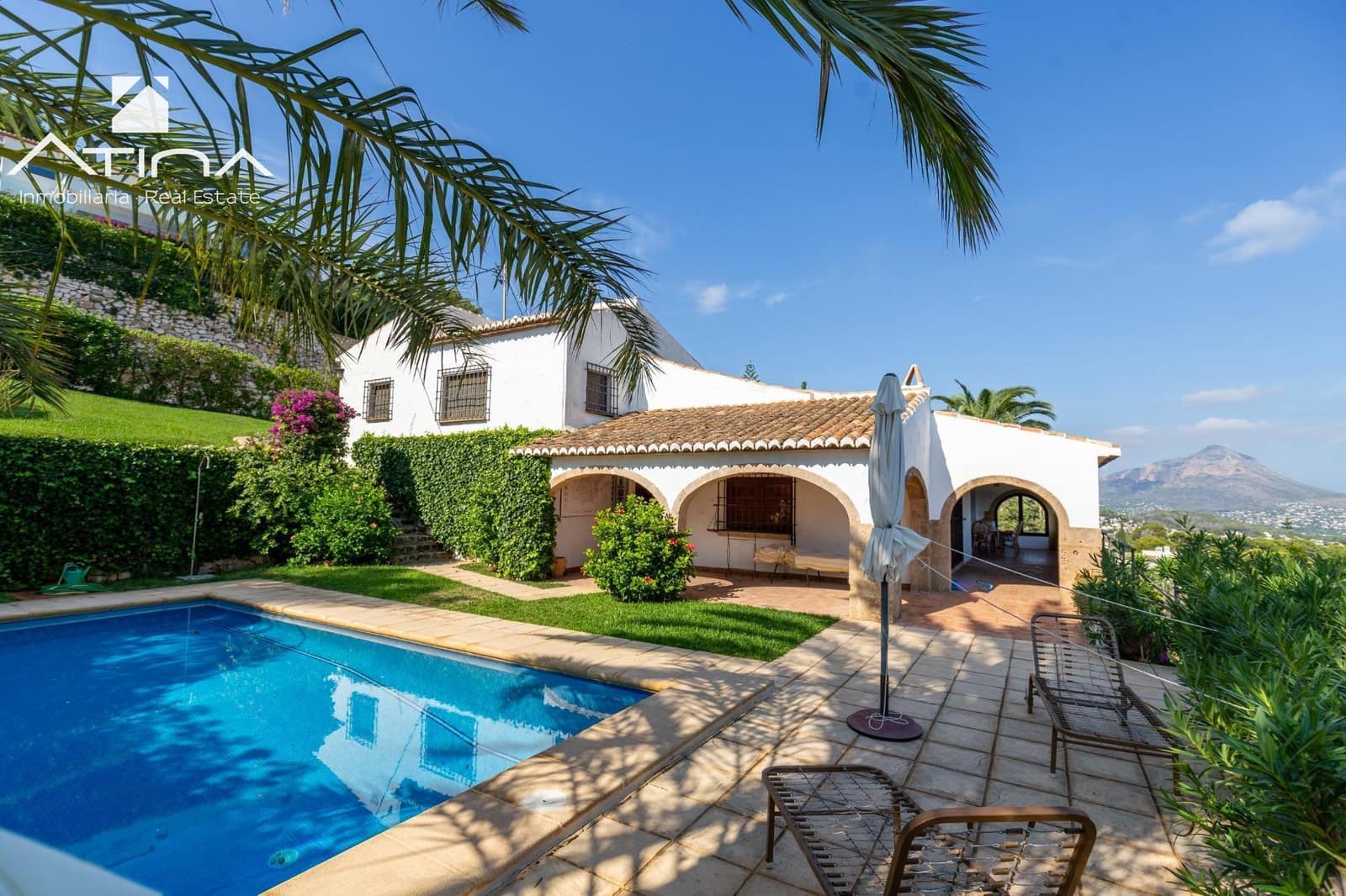 4 chambre Villa/Maison à vendre à Javea / Xabia avec piscine garage - 1 550 000 € (Ref: 9335242)