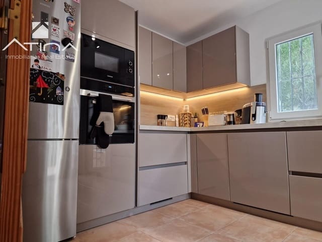 3 chambre Villa/Maison à vendre à Javea / Xàbia avec piscine garage - 650 000 € (Ref: 9335243)