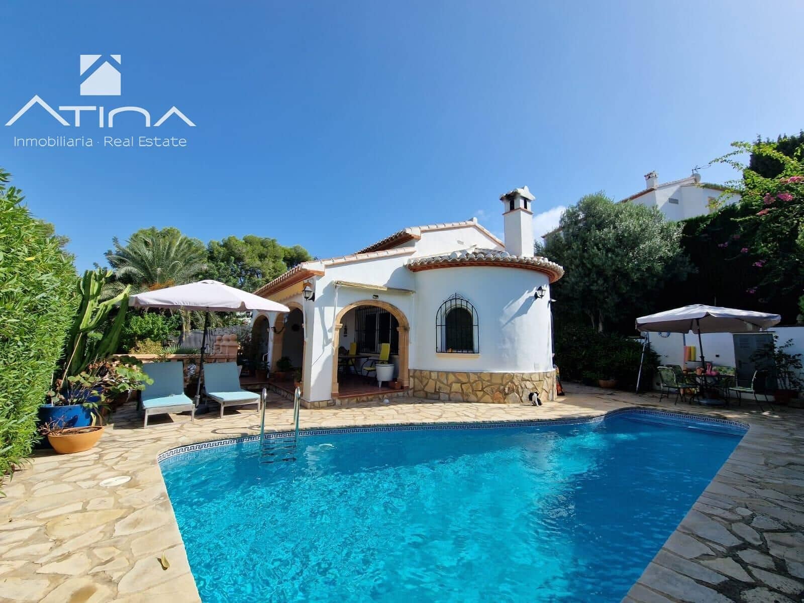 3 chambre Villa/Maison à vendre à Javea / Xabia avec piscine garage - 650 000 € (Ref: 9335243)