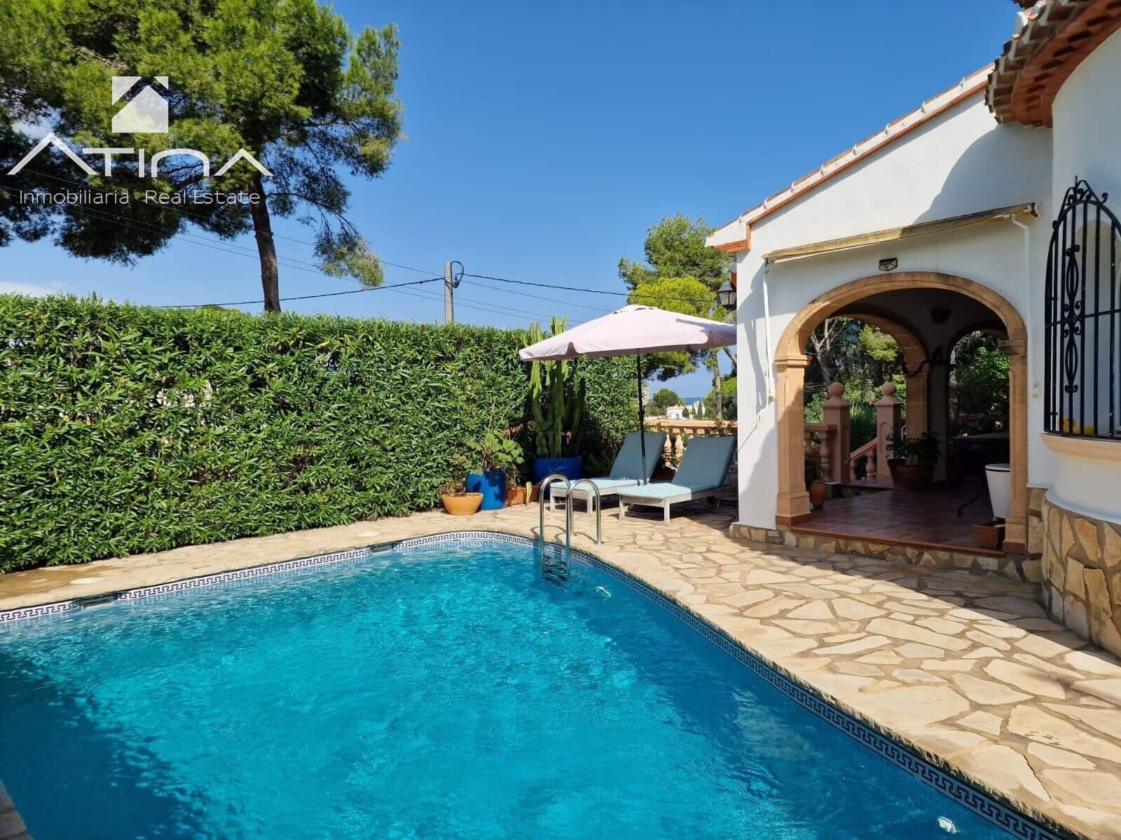 3 chambre Villa/Maison à vendre à Javea / Xabia avec piscine garage - 650 000 € (Ref: 9335243)