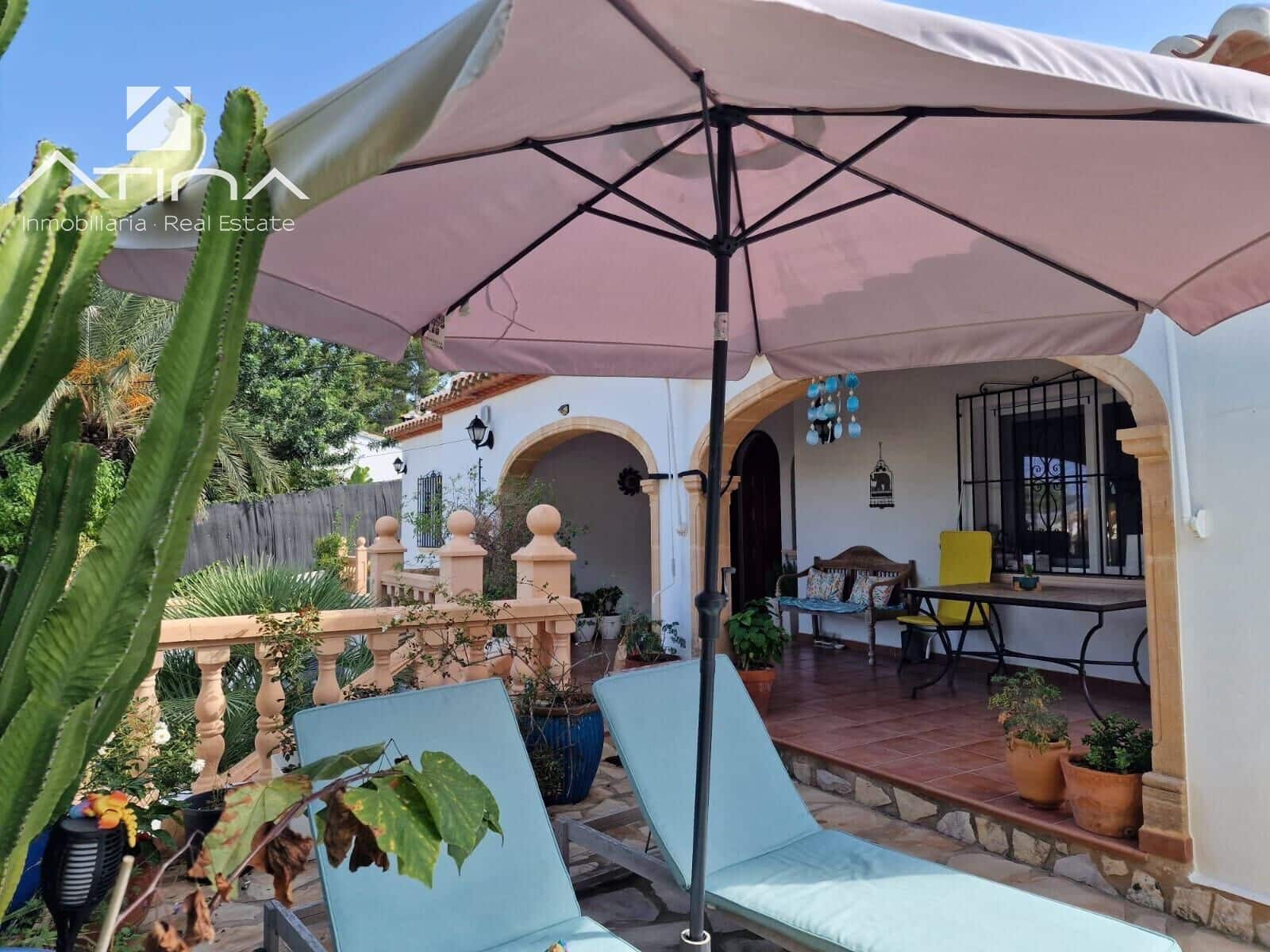 3 chambre Villa/Maison à vendre à Javea / Xabia avec piscine garage - 650 000 € (Ref: 9335243)