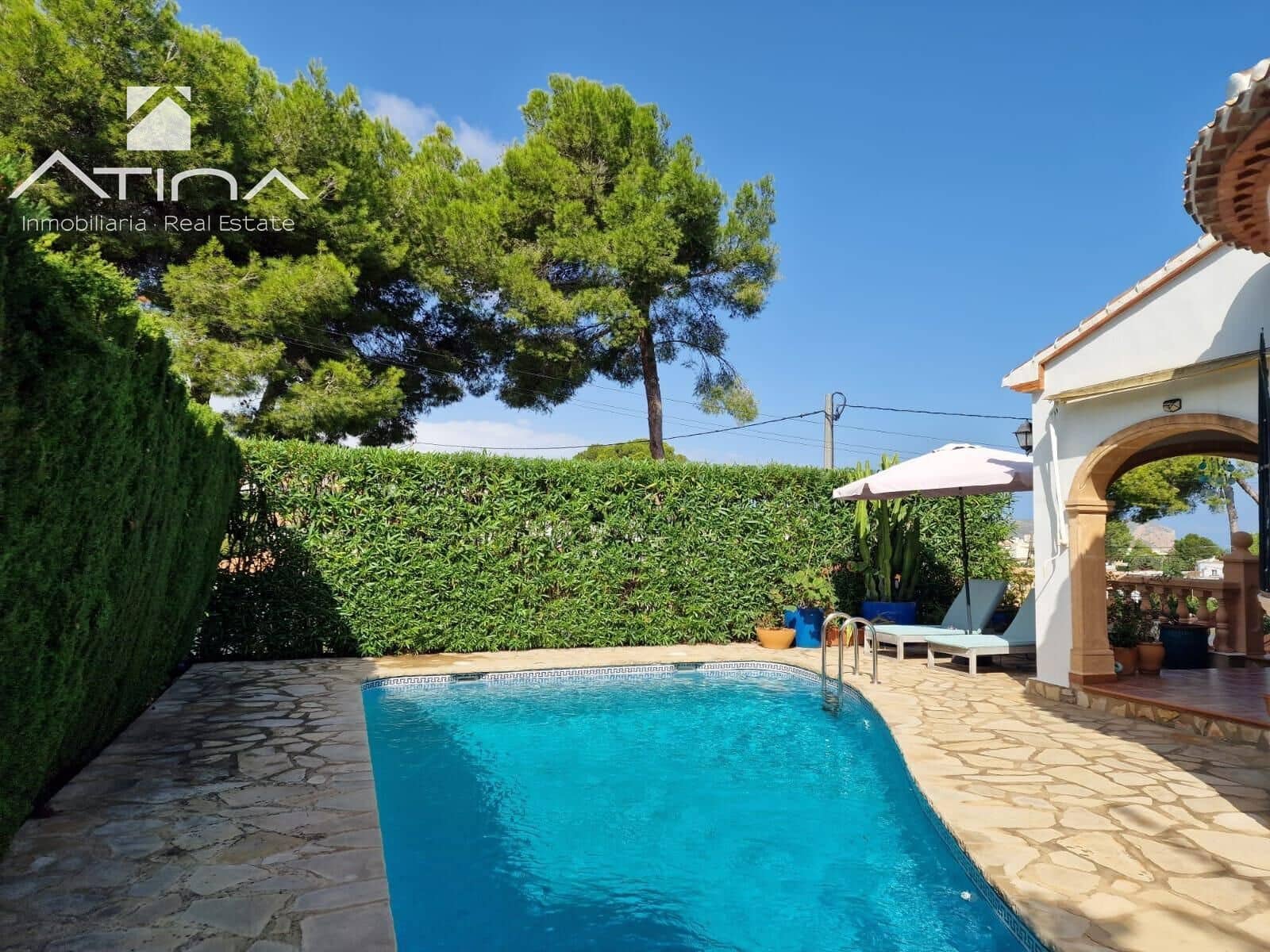 3 chambre Villa/Maison à vendre à Javea / Xabia avec piscine garage - 650 000 € (Ref: 9335243)