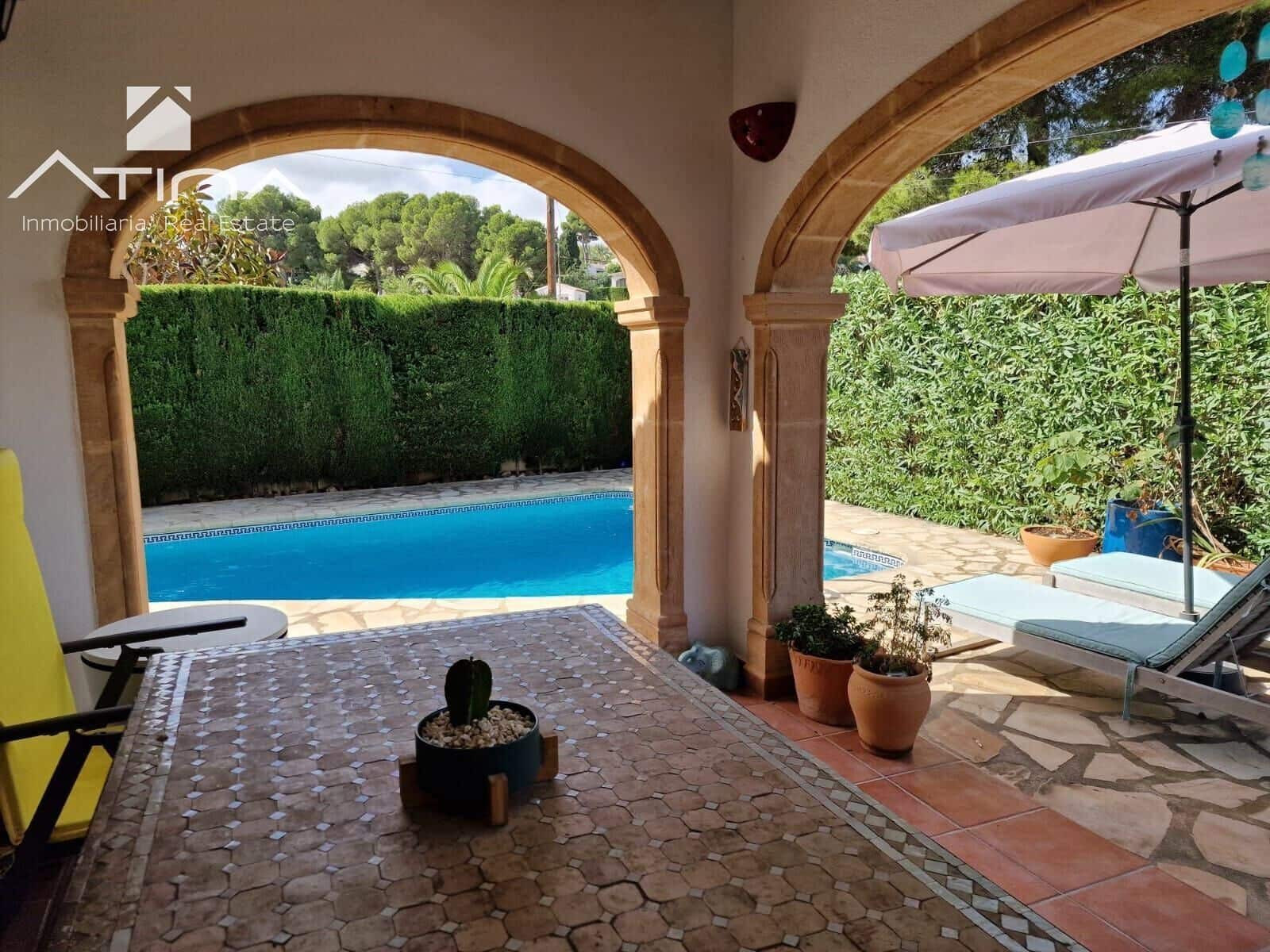 3 chambre Villa/Maison à vendre à Javea / Xabia avec piscine garage - 650 000 € (Ref: 9335243)