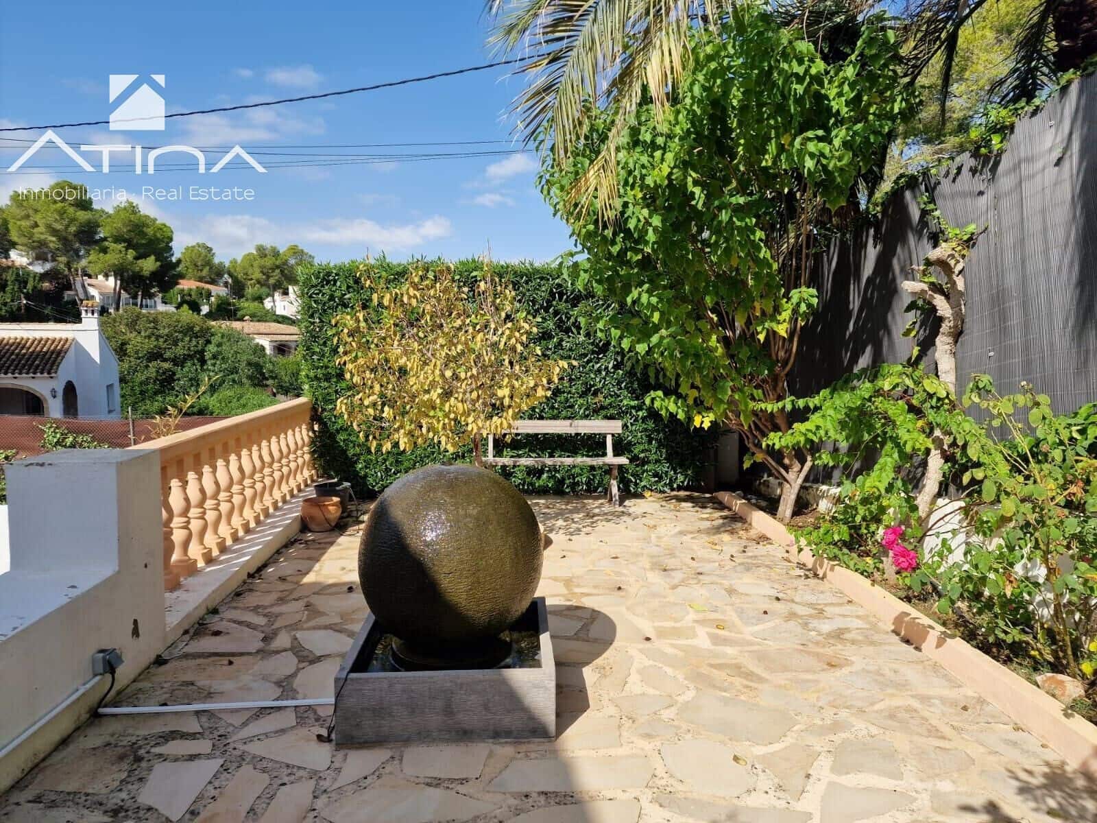 3 chambre Villa/Maison à vendre à Javea / Xabia avec piscine garage - 650 000 € (Ref: 9335243)