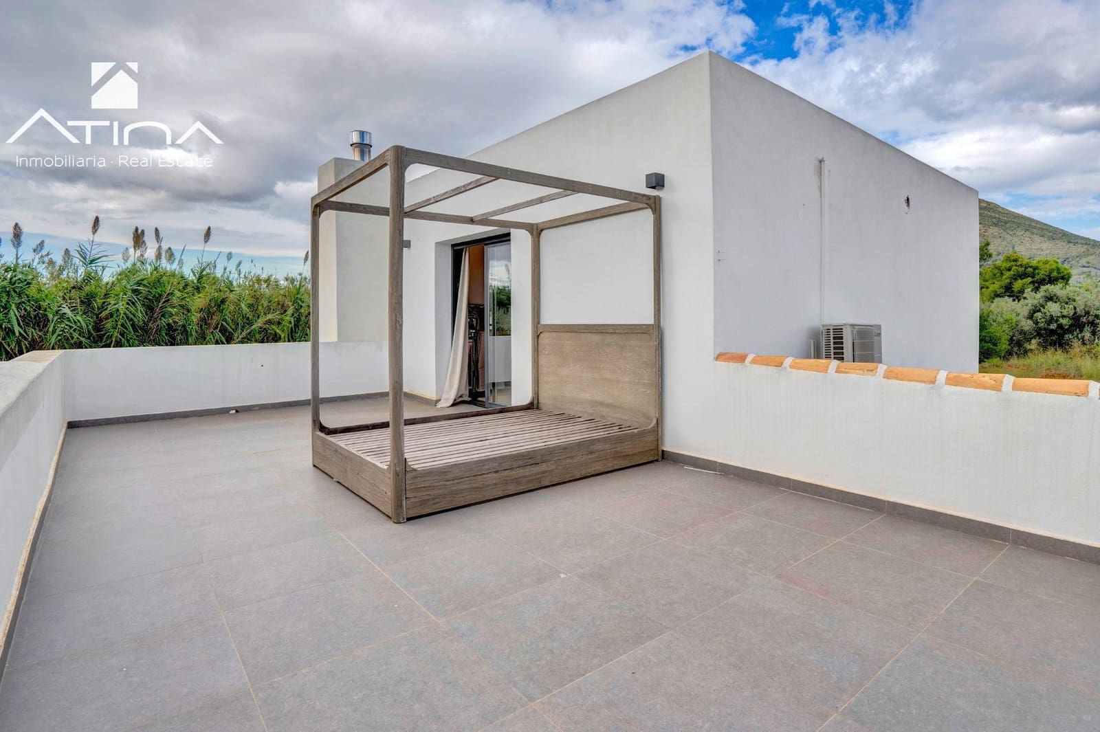 4 sypialnia Willa na sprzedaż w Javea / Xabia z basenem garażem - 1 100 000 € (Ref: 9347160)