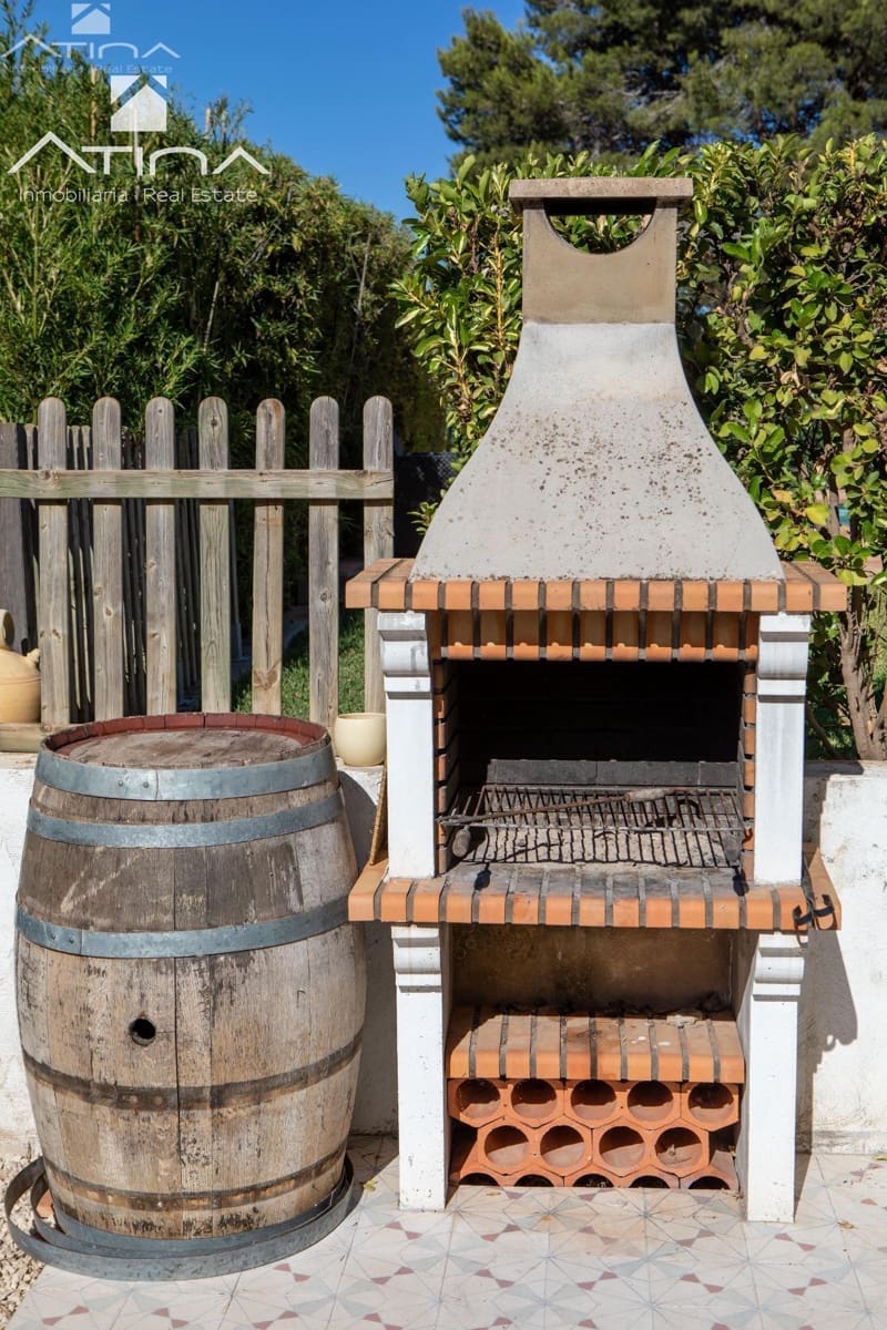 6 makuuhuone Huvila myytävänä paikassa Denia mukana uima-altaan 
autotalli - 1 200 000 € (Ref: 9356086)