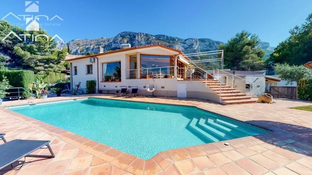 6 sovrum Villa till salu i El Montgó, Dénia med pool garage - 1 200 000 € (Ref: 9356086)