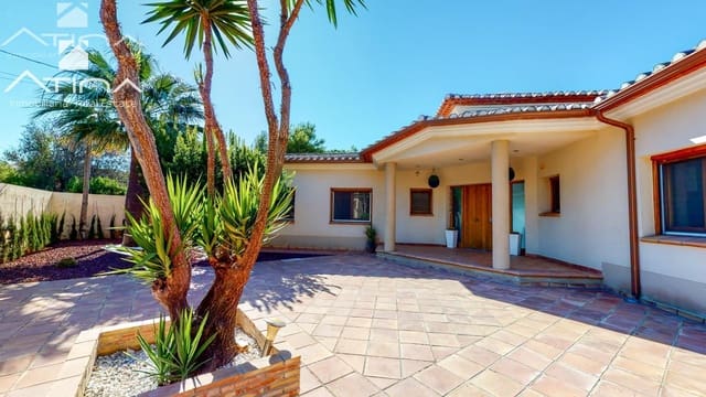 6 sovrum Villa till salu i El Montgó, Dénia med pool garage - 1 200 000 € (Ref: 9356086)