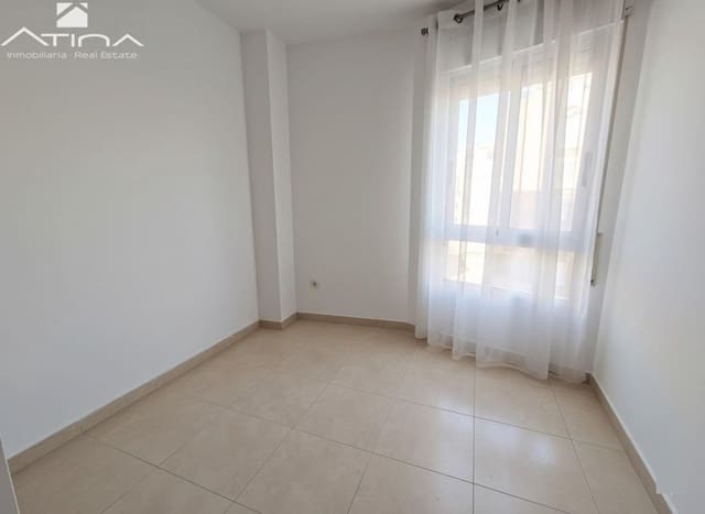 Apartamento de 3 habitaciones en Dénia en venta - 225.000 € (Ref: 9373646)