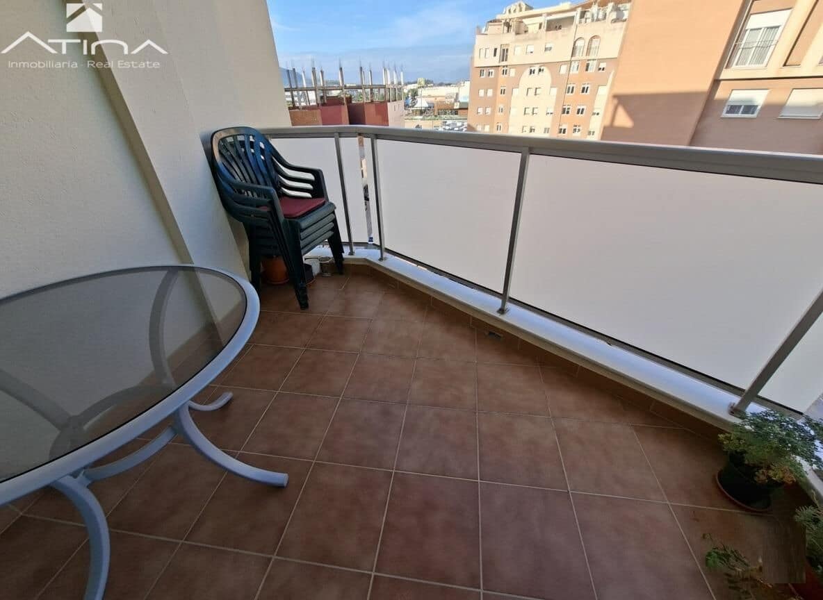 Apartamento de 3 habitaciones en Dénia en venta - 225.000 € (Ref: 9373646)