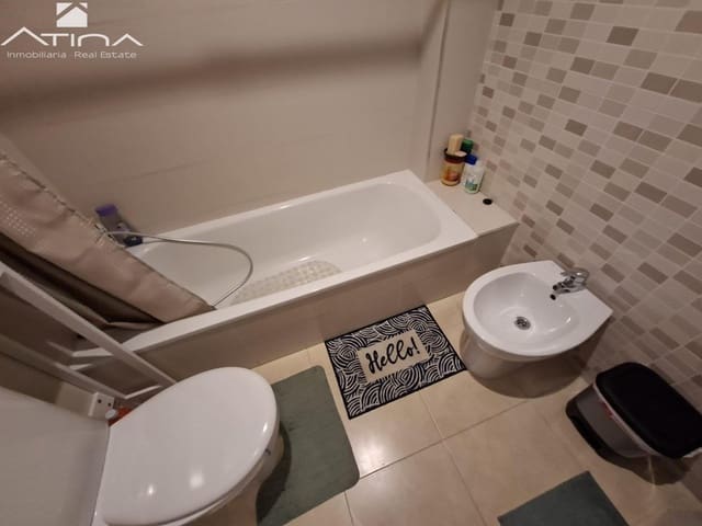 Apartamento de 3 habitaciones en Dénia en venta - 225.000 € (Ref: 9373646)