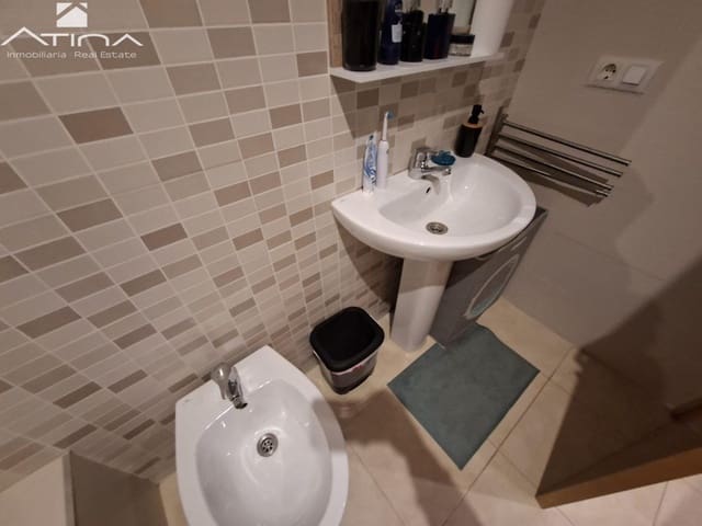 Apartamento de 3 habitaciones en Dénia en venta - 225.000 € (Ref: 9373646)