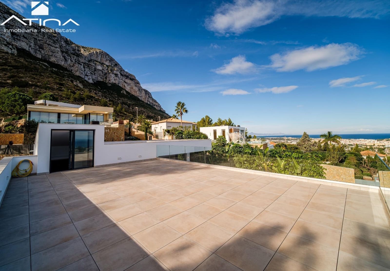 5 makuuhuone Huvila myytävänä paikassa Denia mukana uima-altaan 
autotalli - 1 595 000 € (Ref: 9403290)