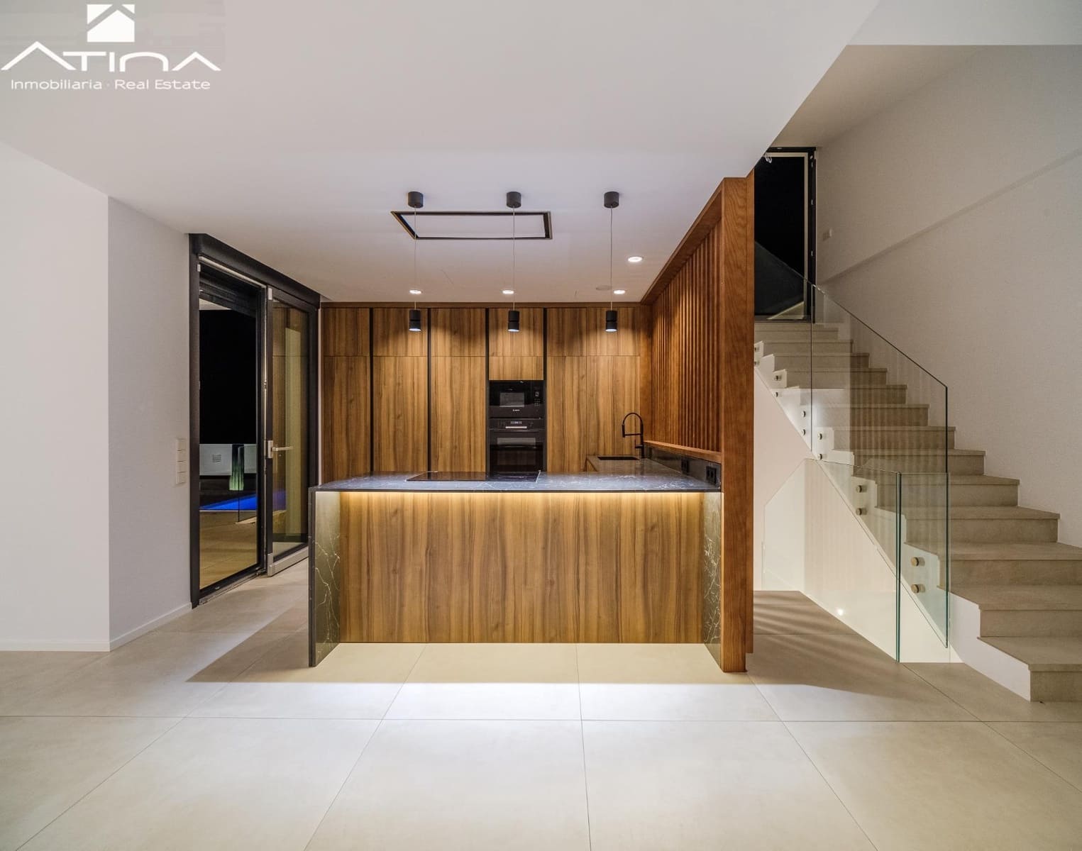 5 makuuhuone Huvila myytävänä paikassa Denia mukana uima-altaan 
autotalli - 1 595 000 € (Ref: 9403290)