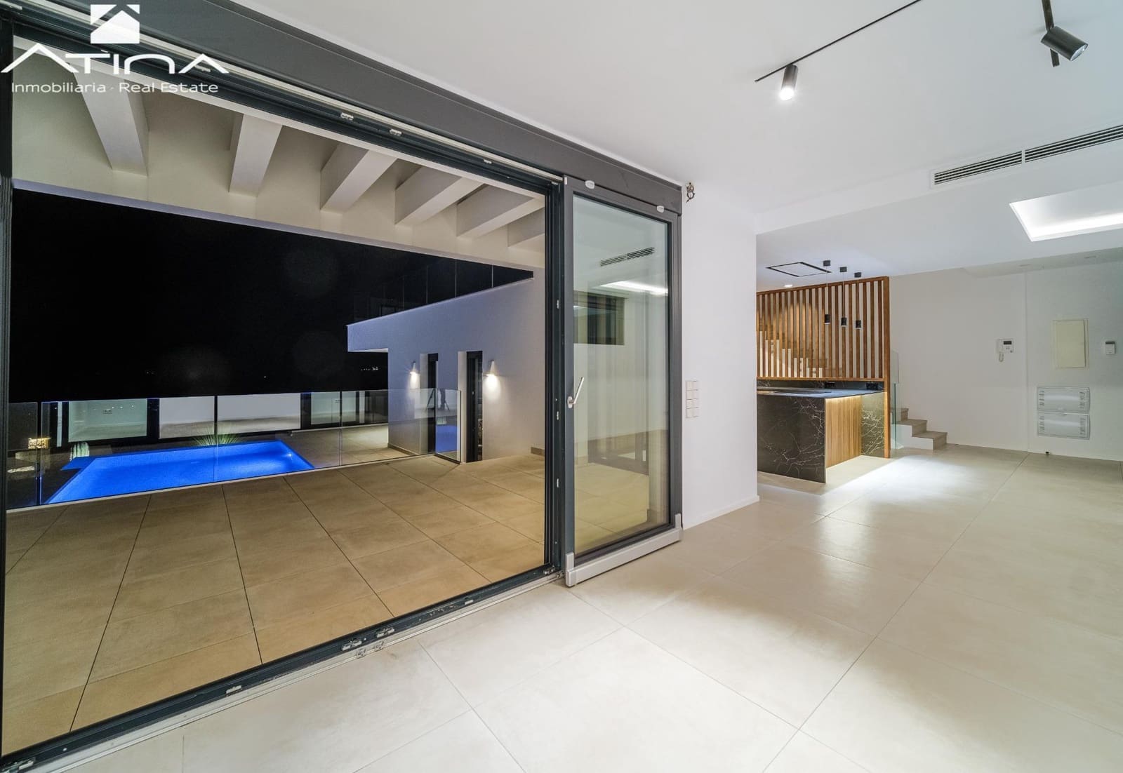 5 Zimmer Villa zu verkaufen in Denia mit Pool Garage - 1.595.000 € (Ref: 9403290)