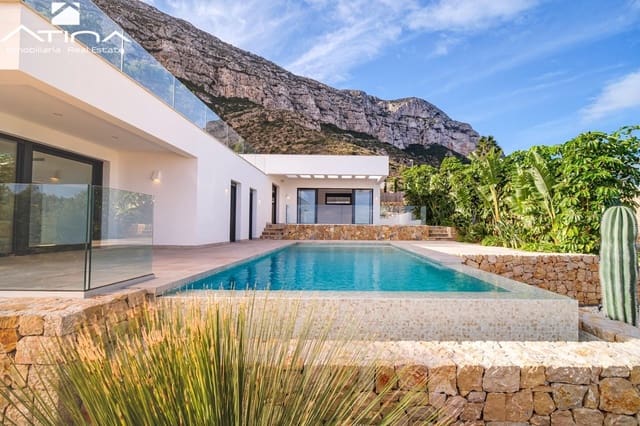 5 slaapkamer Villa te koop in El Montgó, Dénia met zwembad garage - € 1.595.000 (Ref: 9403290)
