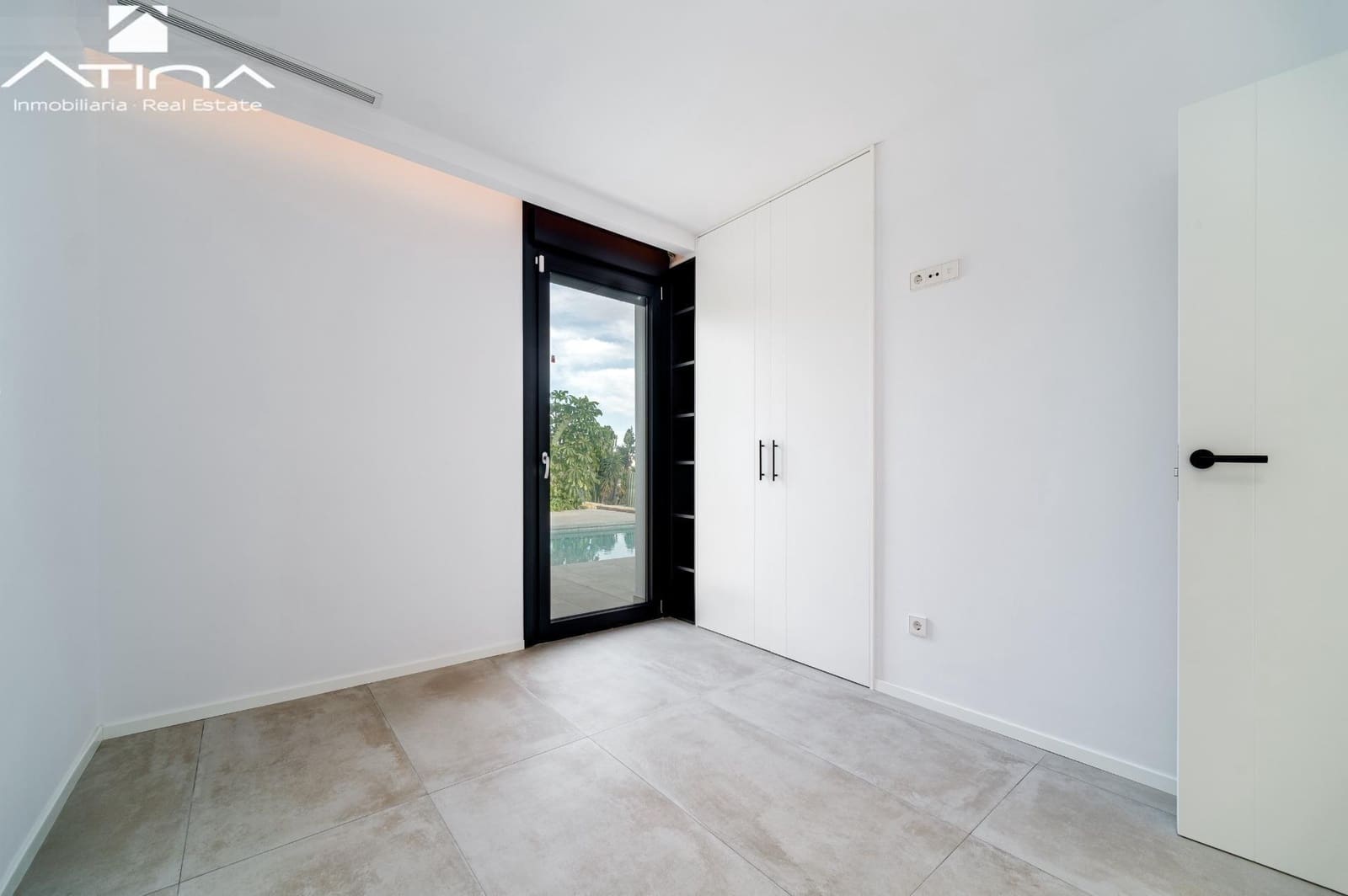 Chalet de 5 habitaciones en Dénia en venta con piscina garaje - 1.595.000 € (Ref: 9403290)
