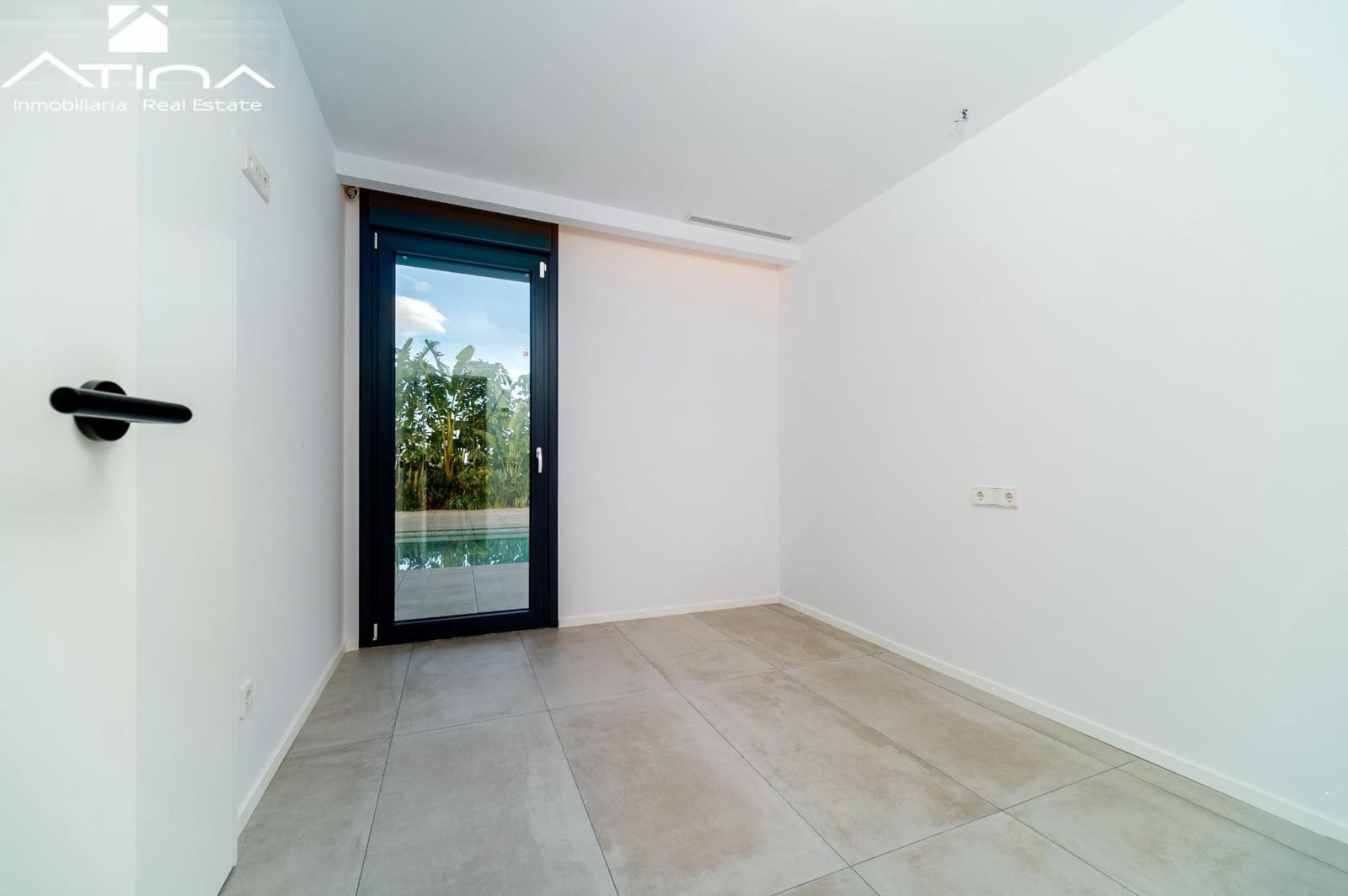 Chalet de 5 habitaciones en Dénia en venta con piscina garaje - 1.595.000 € (Ref: 9403290)