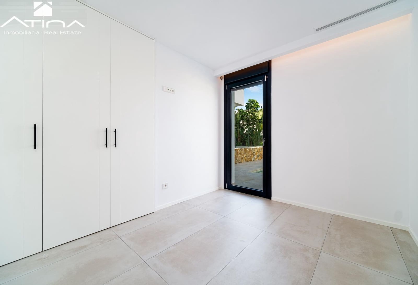 Chalet de 5 habitaciones en Dénia en venta con piscina garaje - 1.595.000 € (Ref: 9403290)
