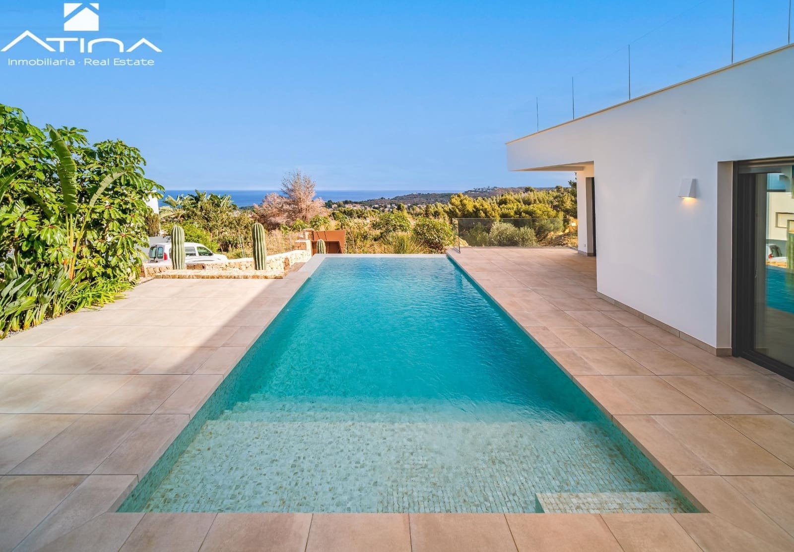 Chalet de 5 habitaciones en Dénia en venta con piscina garaje - 1.595.000 € (Ref: 9403290)