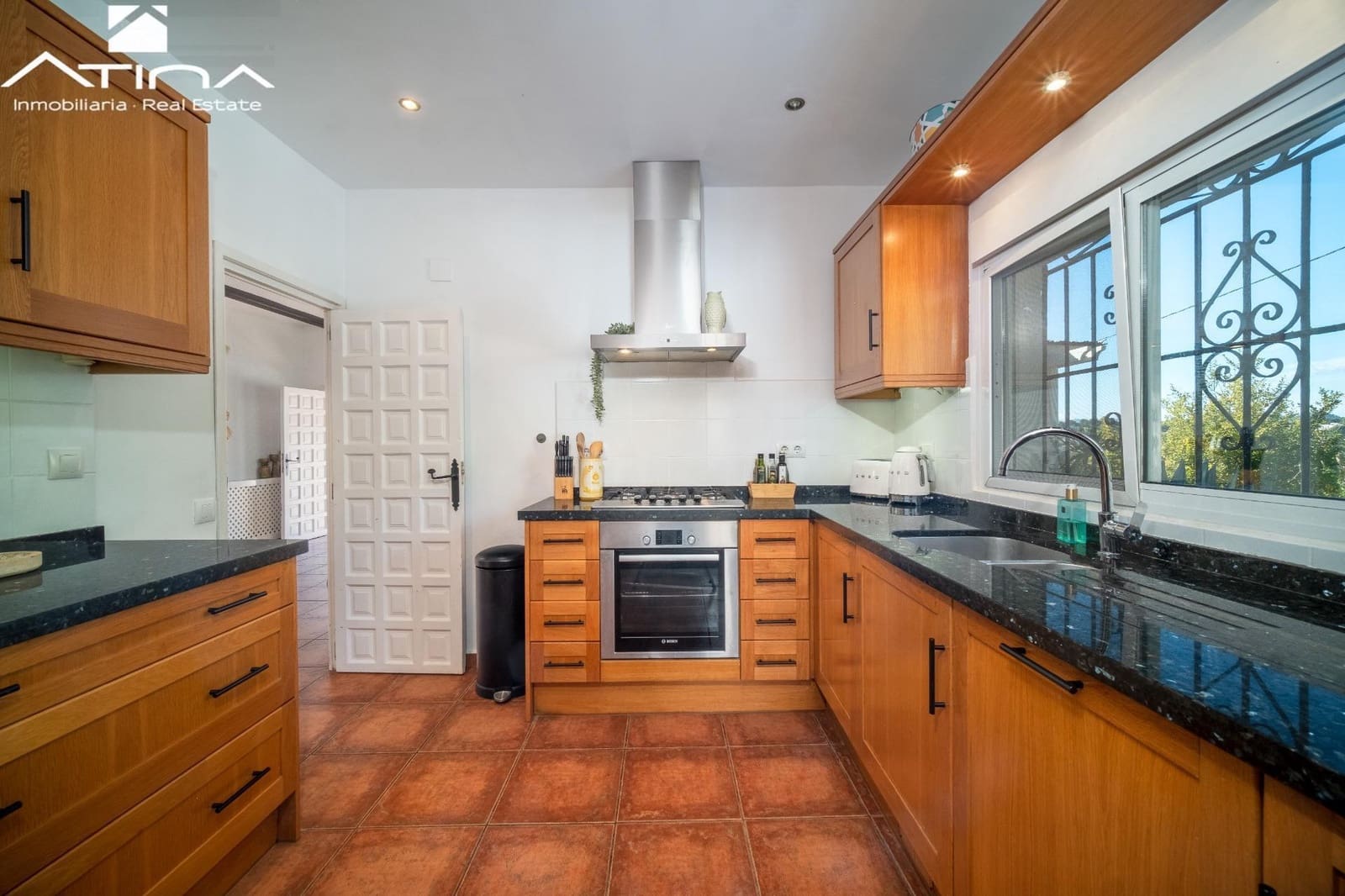 3 makuuhuone Huvila myytävänä paikassa Javea / Xabia mukana uima-altaan 
autotalli - 890 000 € (Ref: 9411204)