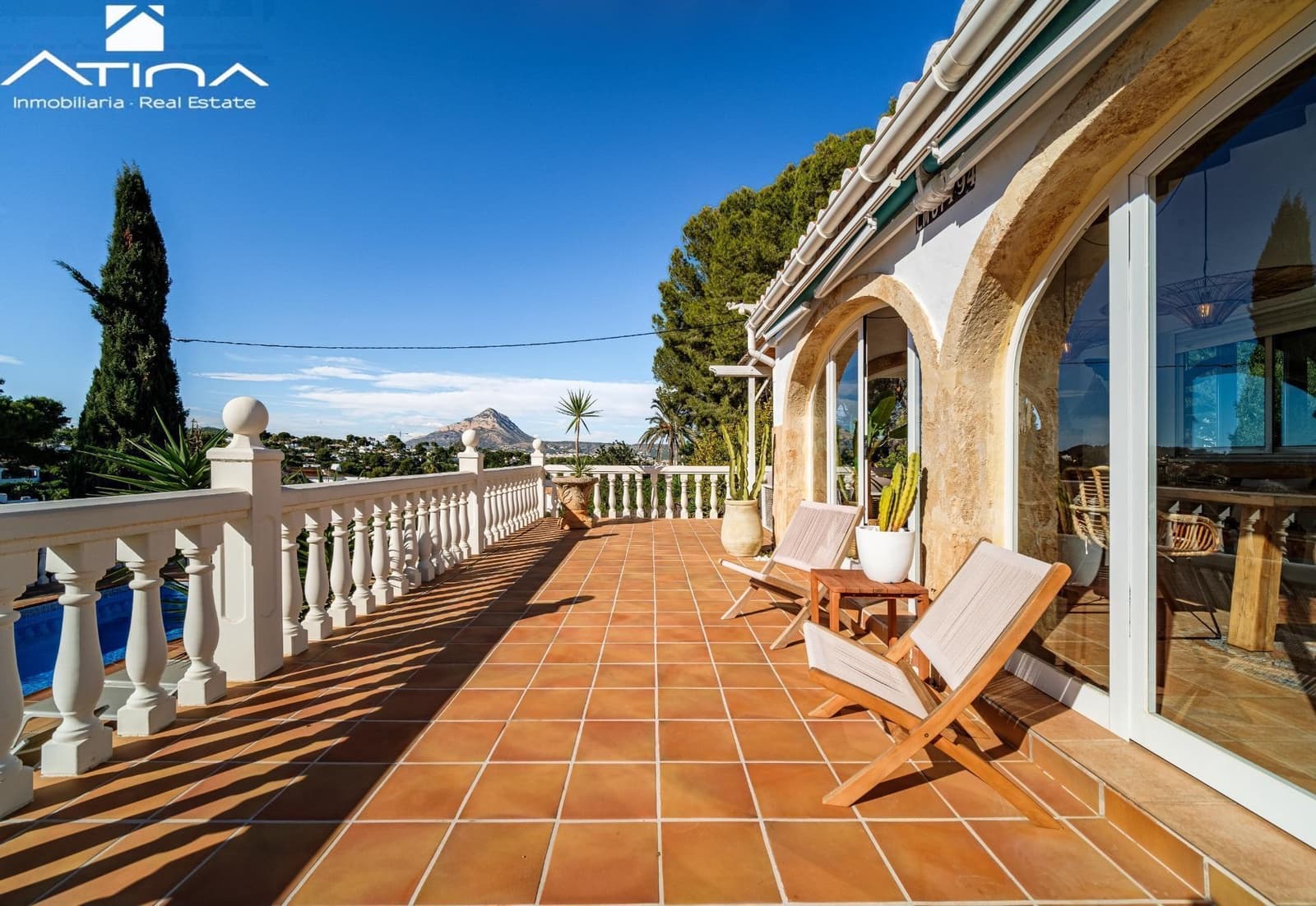 3 makuuhuone Huvila myytävänä paikassa Javea / Xabia mukana uima-altaan 
autotalli - 890 000 € (Ref: 9411204)