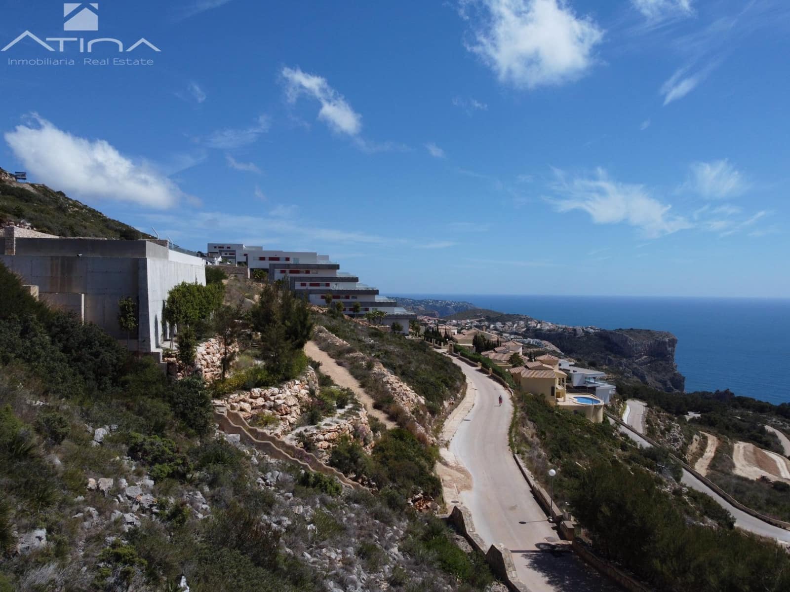 3 bedroom Villa for sale in Cumbre del Sol with pool garage - € 1,865,000 (Ref: 9440249)