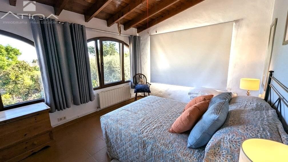 3 Zimmer Villa zu verkaufen in Gata de Gorgos mit Pool Garage - 749.000 € (Ref: 9449059)