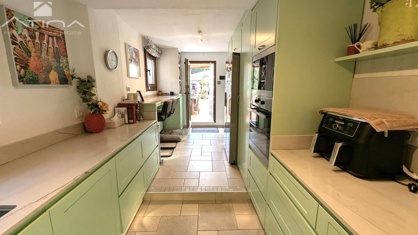 3 Zimmer Villa zu verkaufen in Gata de Gorgos mit Pool Garage - 749.000 € (Ref: 9449059)